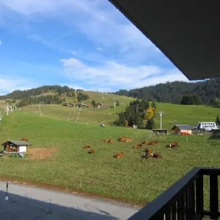 Cosy 4 Pers, Au Coeur De Crest-voland, Proche Pistes, Parking, Balcon - Fr-1-733-80 Appartement Crest-Voland